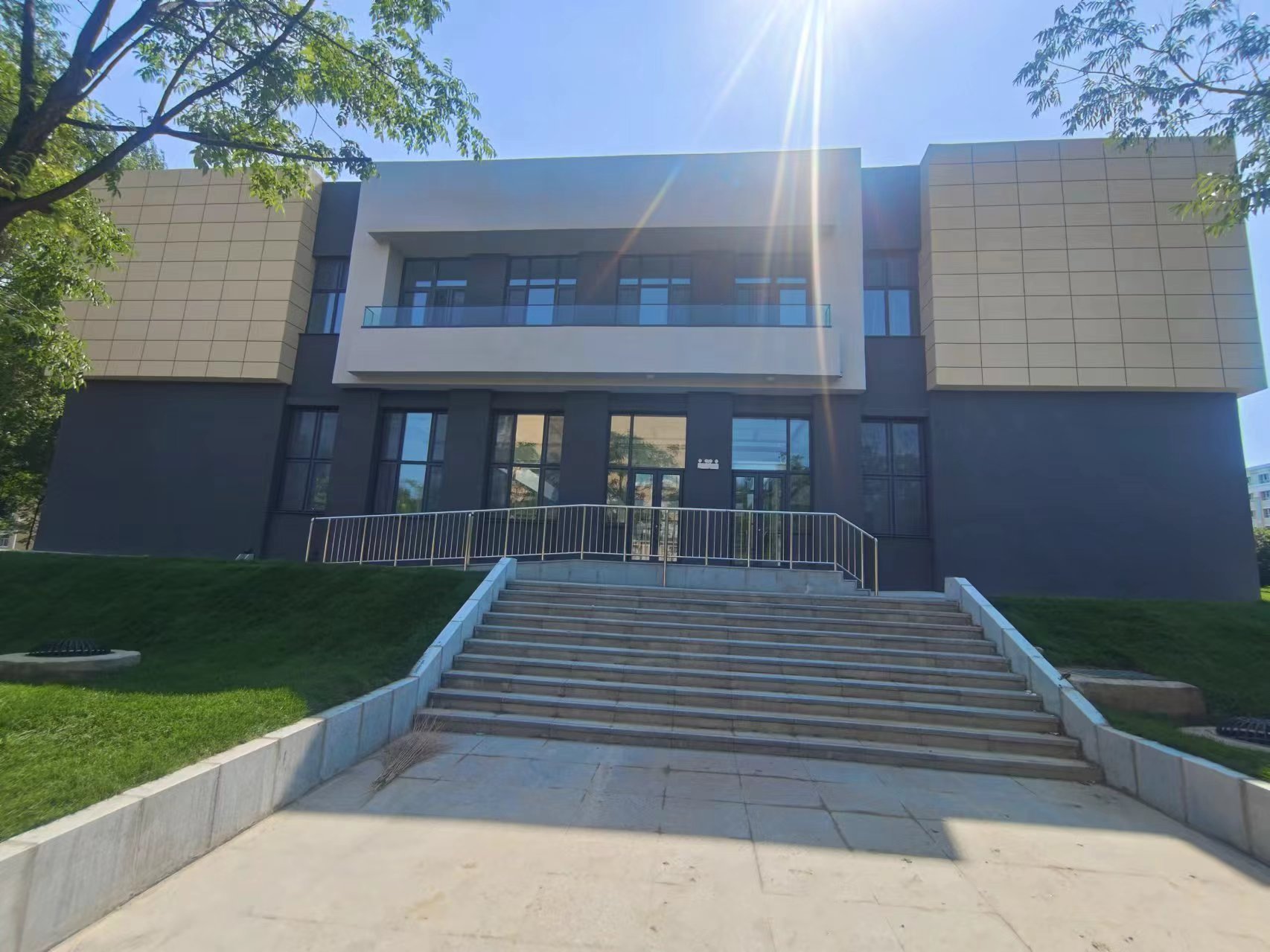 大学生综合服务中心